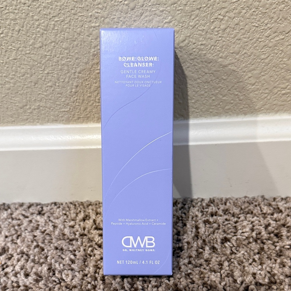 DWB Bowe Glowe Cleanser